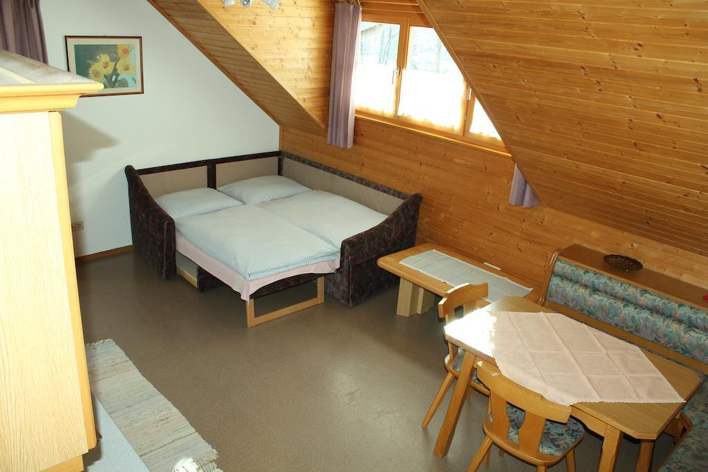 Appartement Pension Grasser Bad Kleinkirchheim Zimmer foto